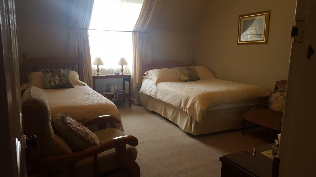 Strathcona Guesthouse パース エクステリア 写真