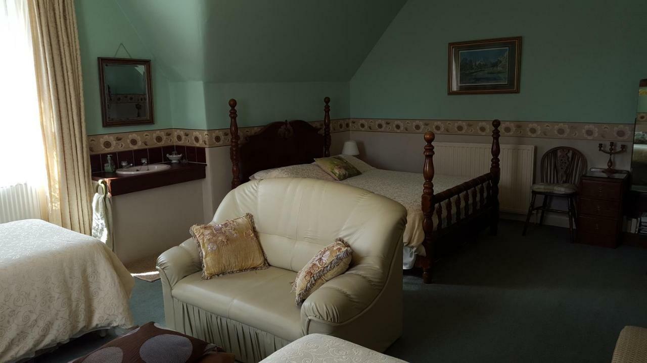 Strathcona Guesthouse パース エクステリア 写真
